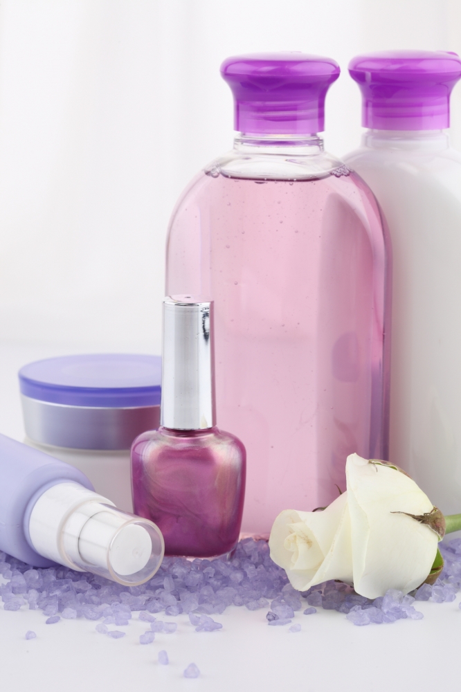 Wet Spray, Nail Polish , Shampoo, Gel & Bodylotion (850 ml)
